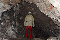 Monitoring of fauna in the Aksamitka Cave (Photo: Z. Višňovská)